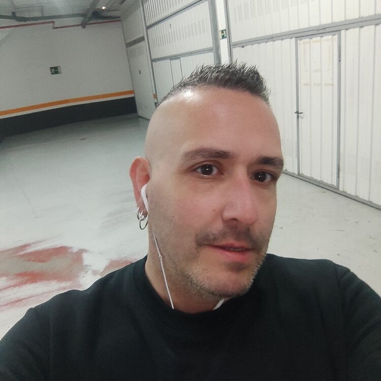 carlos