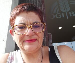 Sandra      